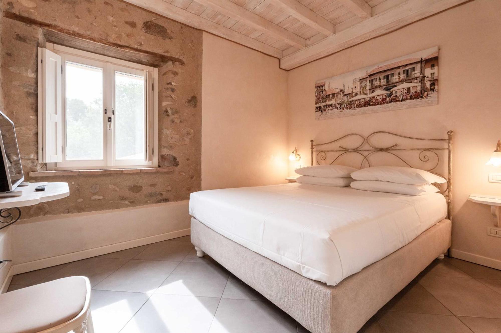 Casal Del Pigno Bed & Breakfast Пескиера дел Гарда Екстериор снимка